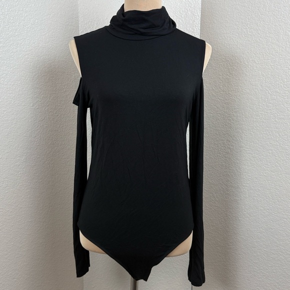 DKNY Sport Mock-Neck Black Cold Shoulder Bodysuit Size X-Large NWT - Picture 2 of 6